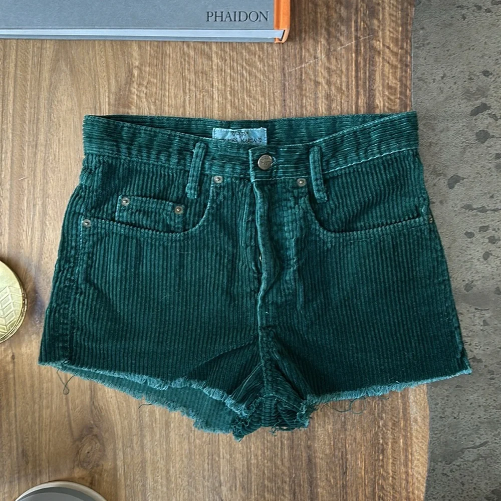 Guess Vintage Green Corduroy Women's Shorts - Picture 3 of 5